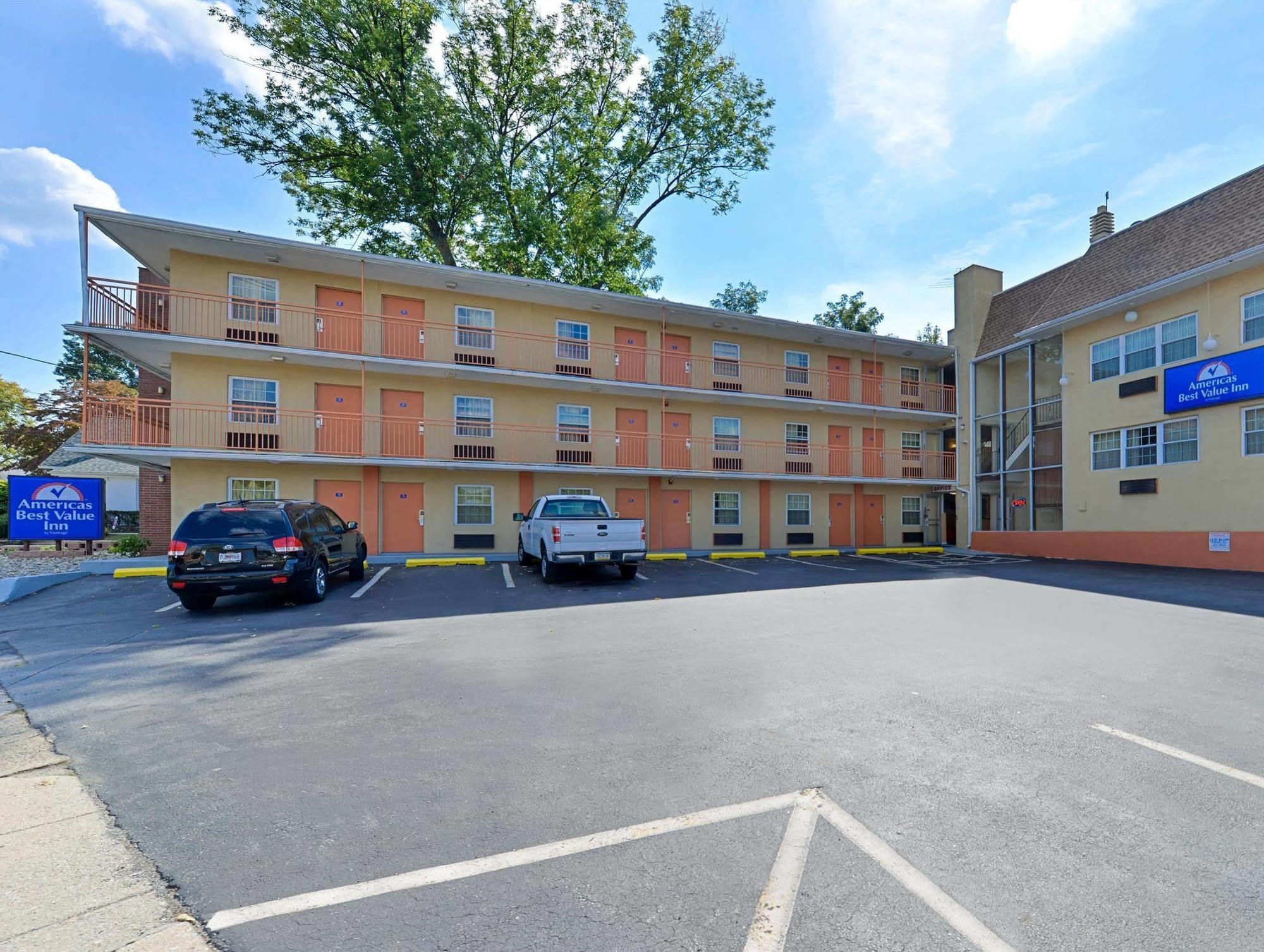 Americas Best Value Inn Media Philadelphia ภายนอก รูปภาพ